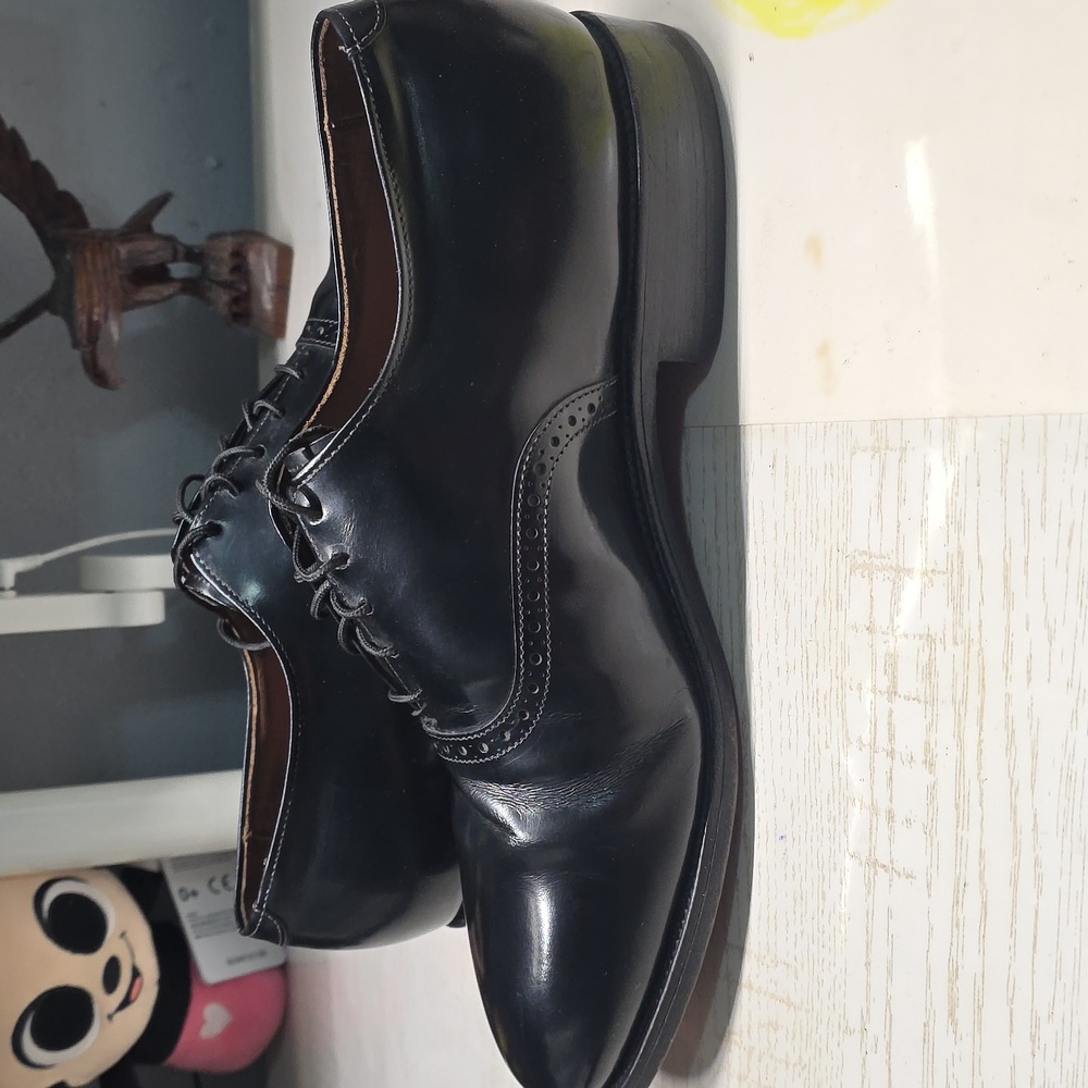 Allen Edmonds - Picture 5 of 13
